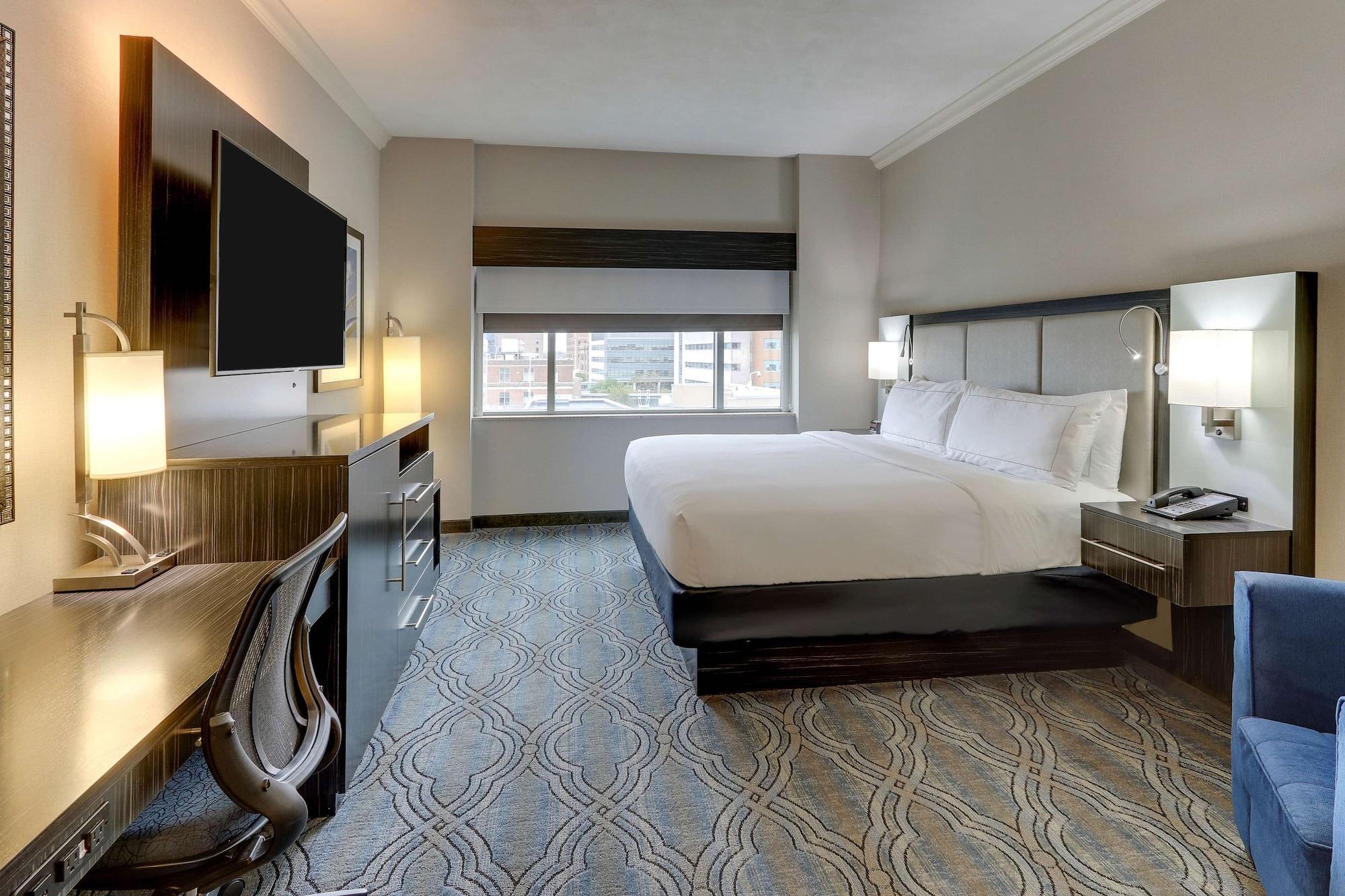 Doubletree By Hilton St. Louis Forest Park מראה חיצוני תמונה