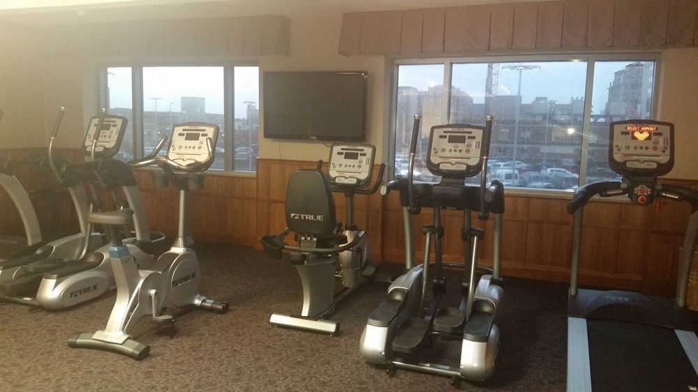 Doubletree By Hilton St. Louis Forest Park מראה חיצוני תמונה