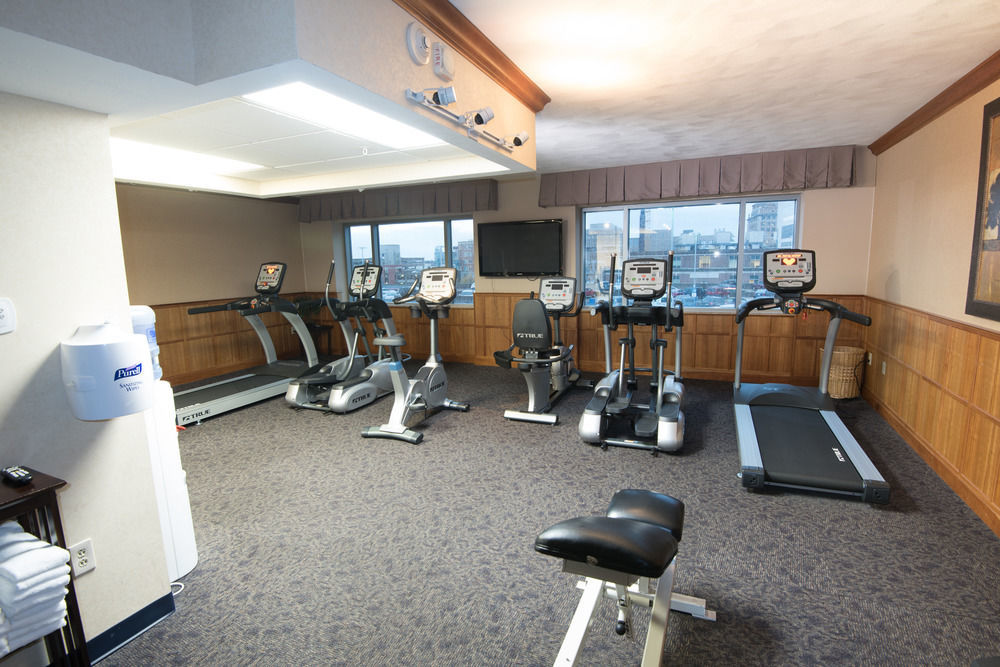 Doubletree By Hilton St. Louis Forest Park מראה חיצוני תמונה