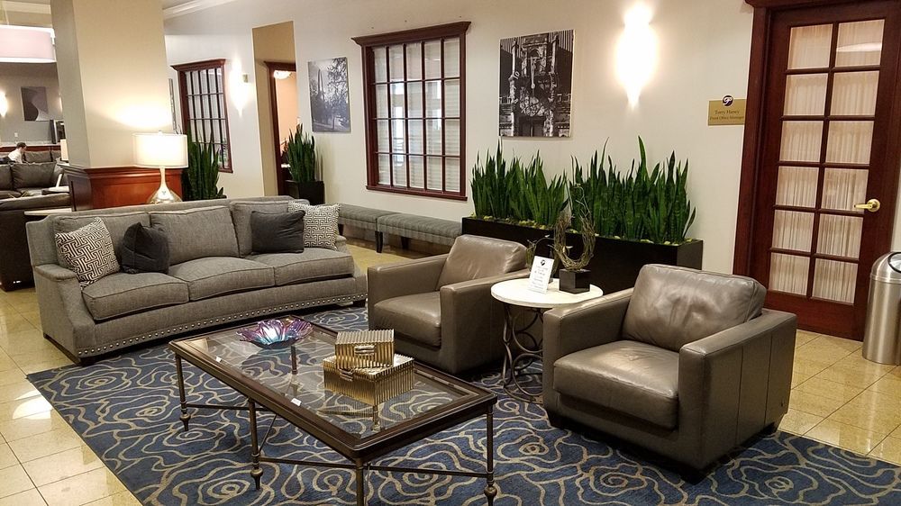 Doubletree By Hilton St. Louis Forest Park מראה חיצוני תמונה